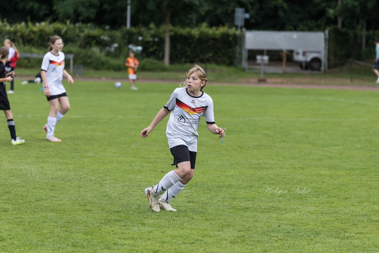 Bild 591 - Loewinnen Cup